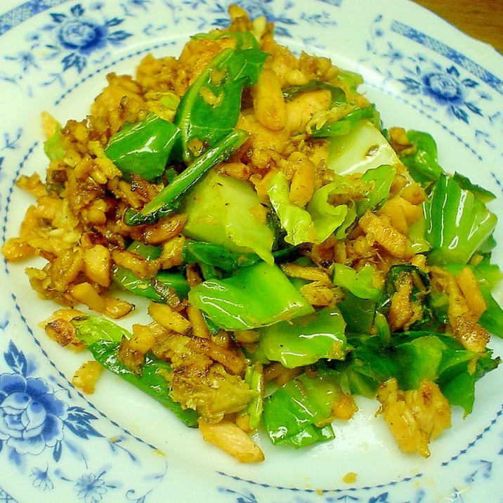 キャベツと鮭の醤油炒め